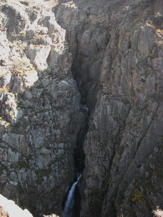 ущелье Фабричное, второй водопад