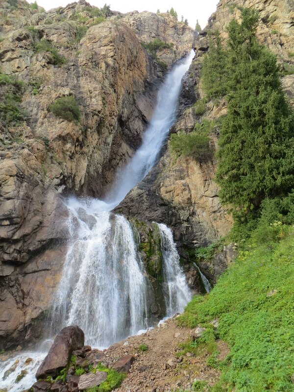 Джунгарский Алатау, водопад Бурхан-Булак