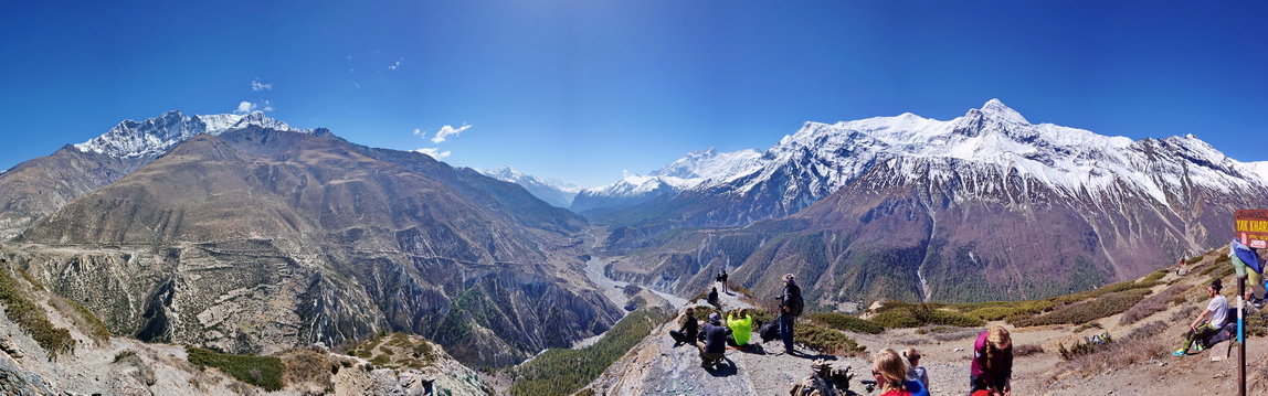 Nepal, Annapurna circuit trekking, Phun Hill trekking